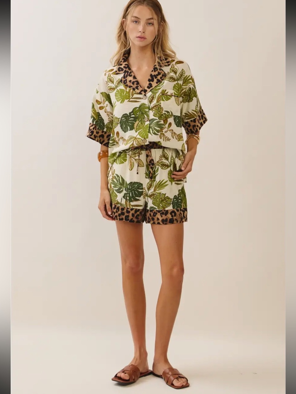 2004. Leopard tropical button top & shorts set green